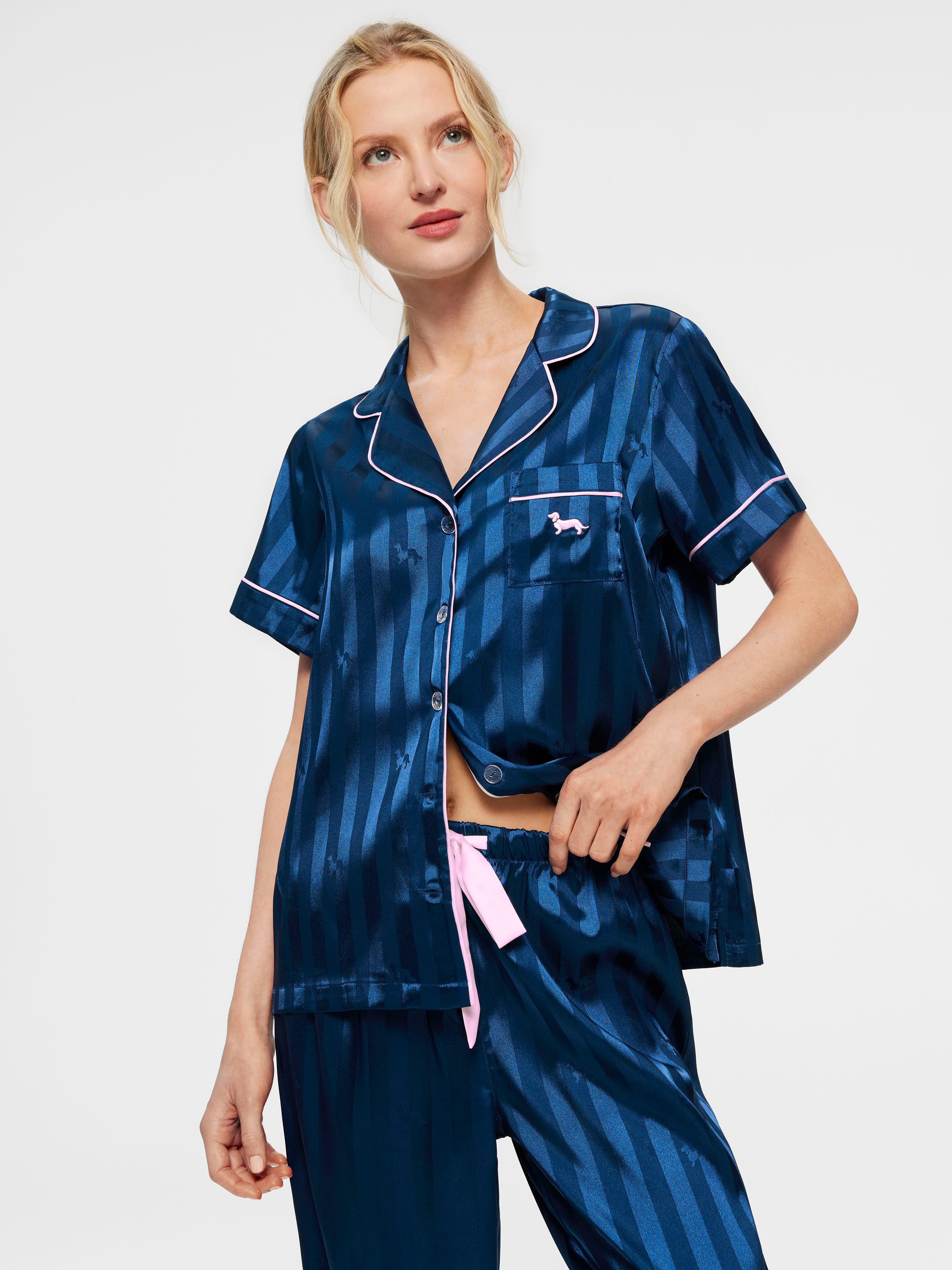 Sexy Pajamas Women's Short Summer Pajama Set Satin Lace Elegant Hou