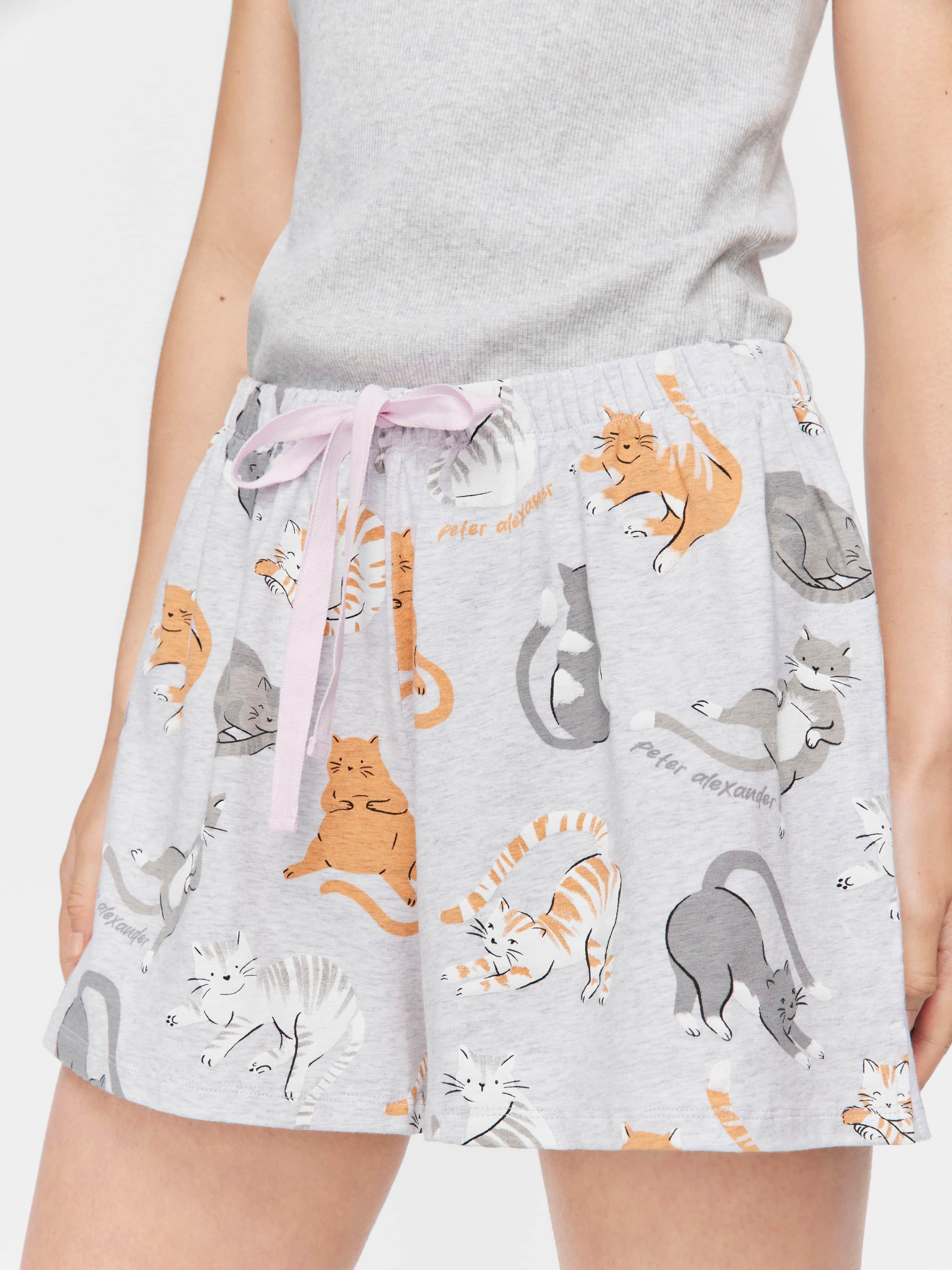 Cat Mid Short