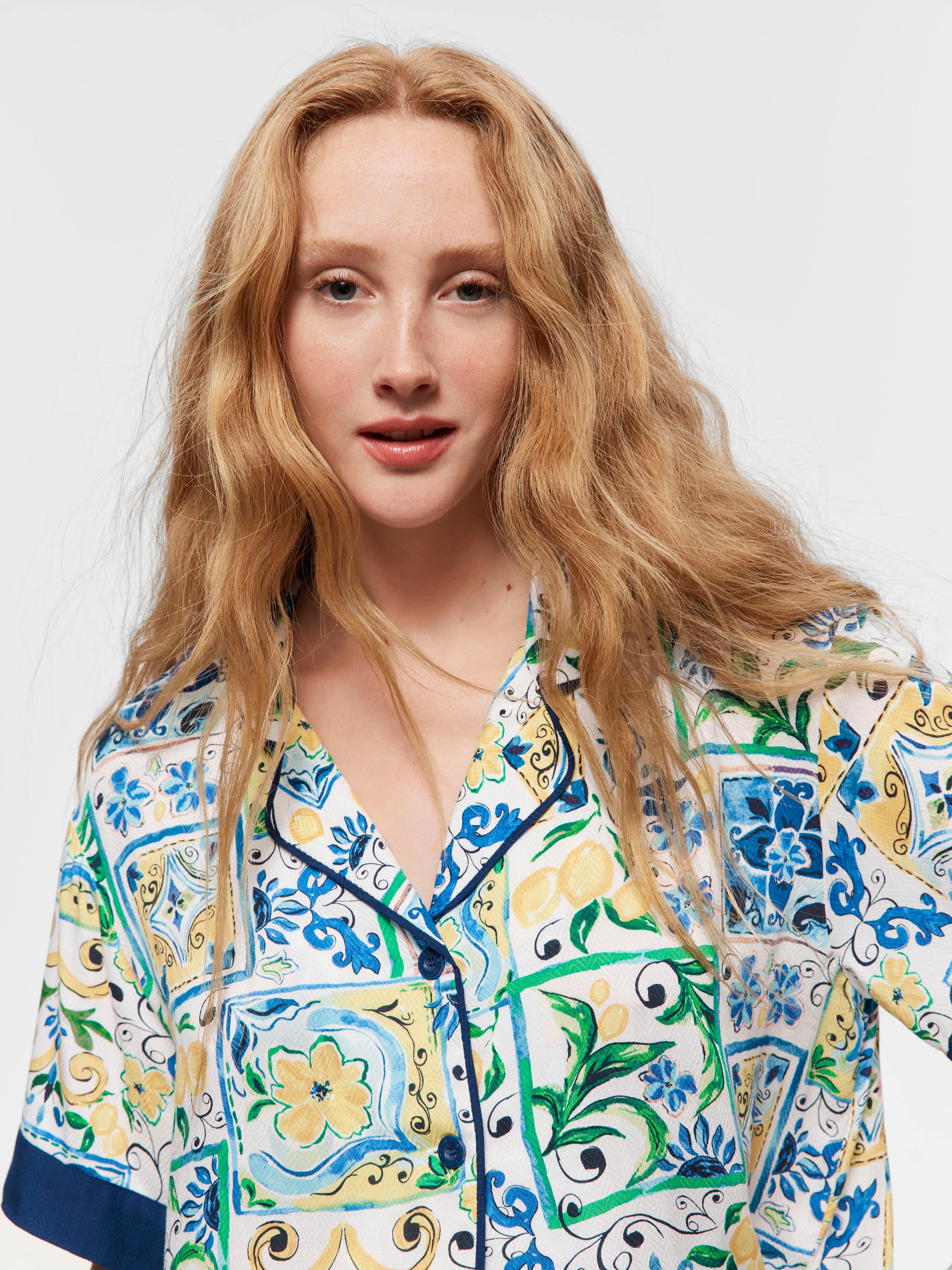 Pretty Tile Shirt