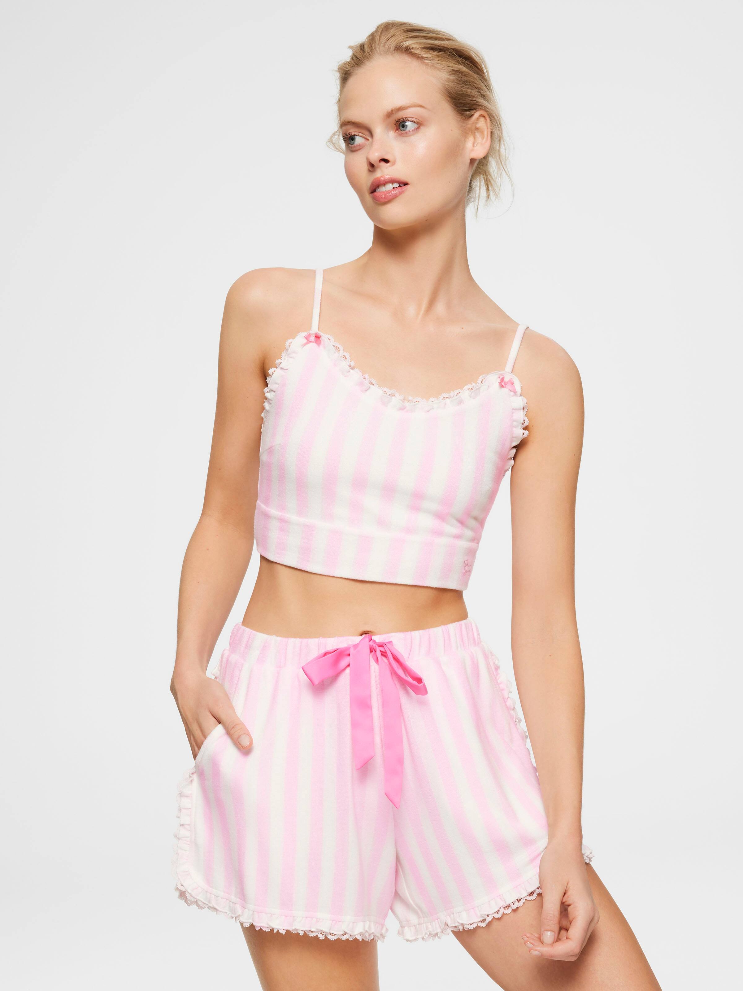 Bloomer Fuzzy Crop