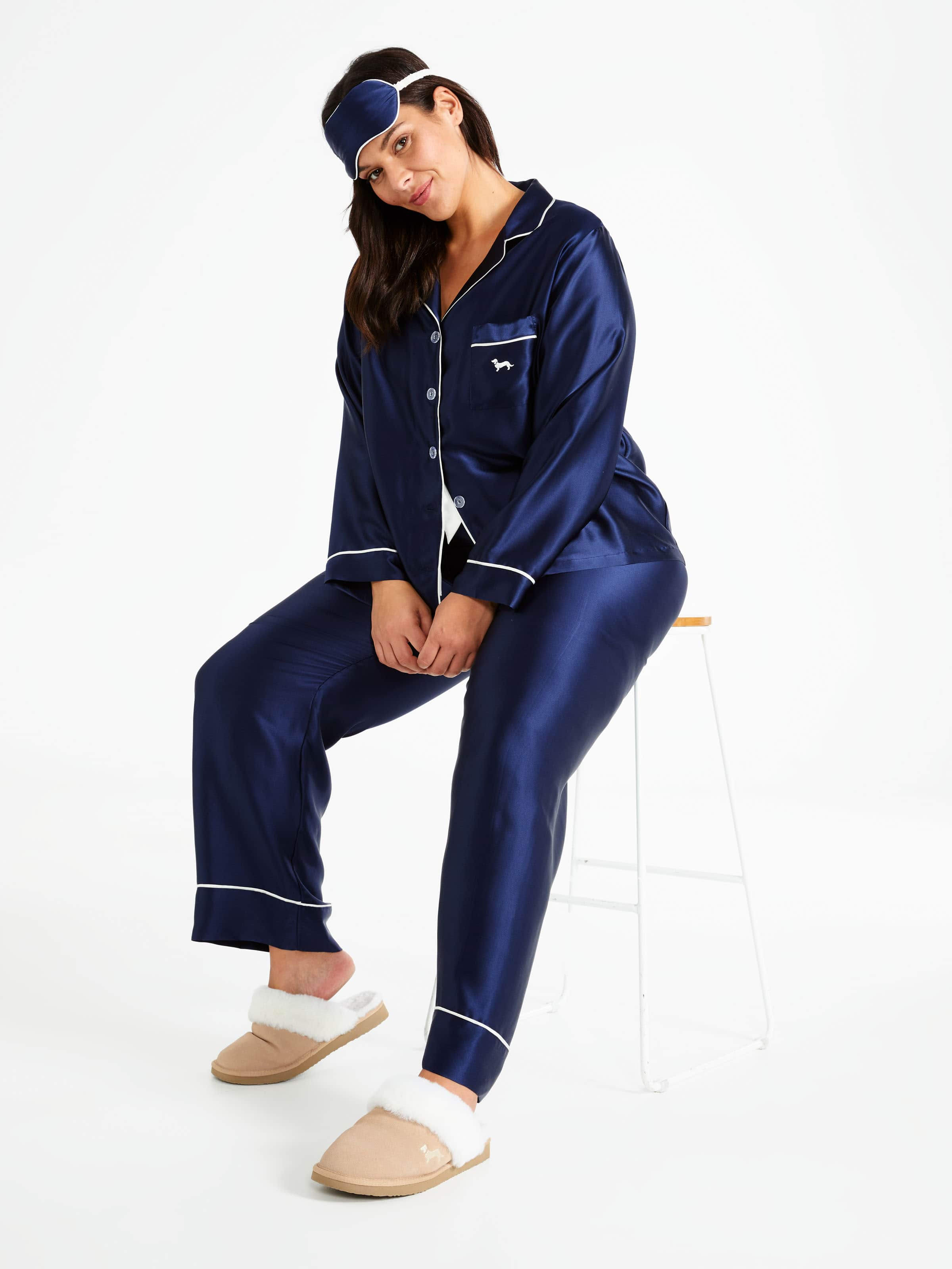 Plus size deals satin pyjamas australia