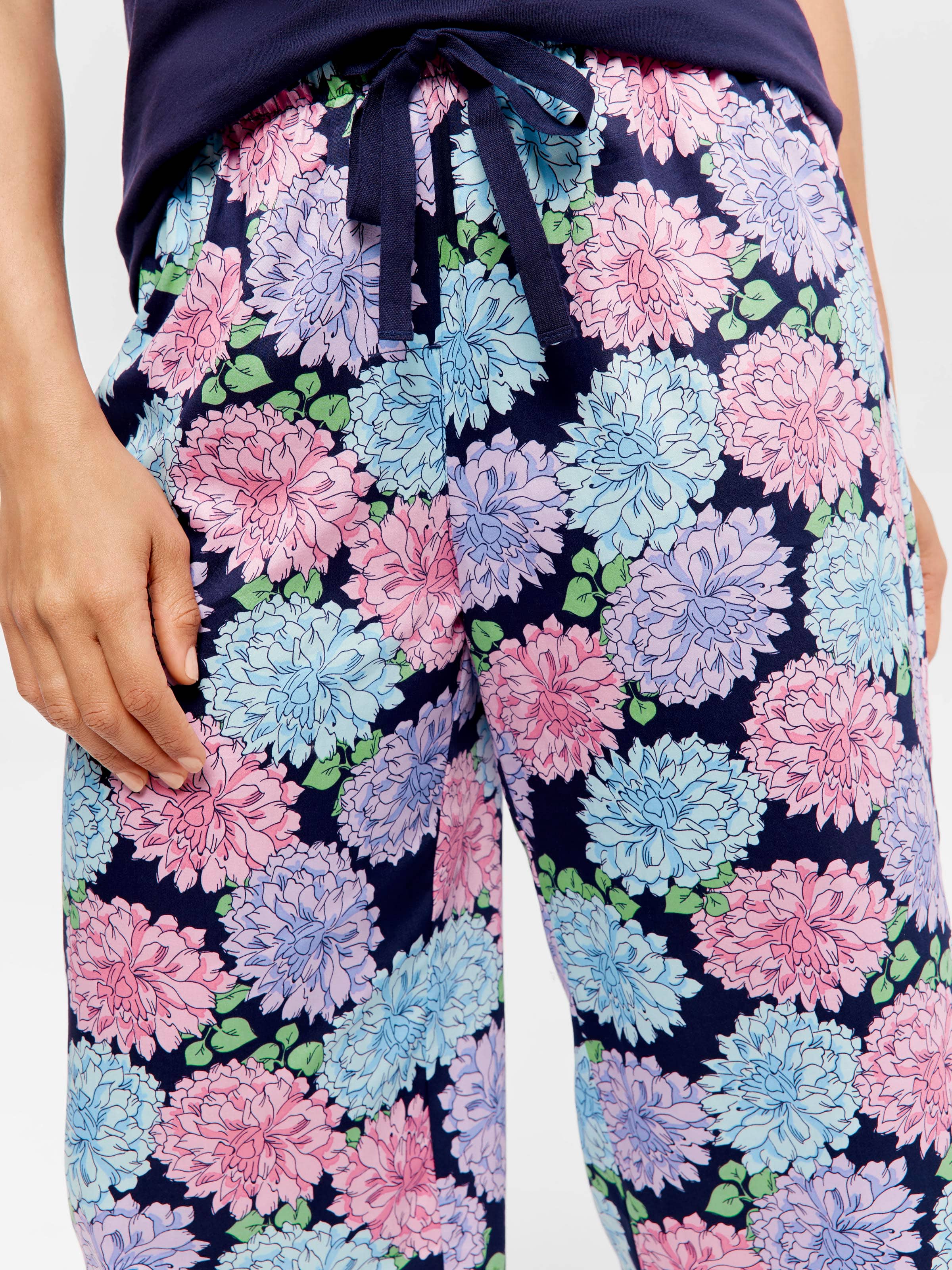 Chrysanthemum Pj Pant