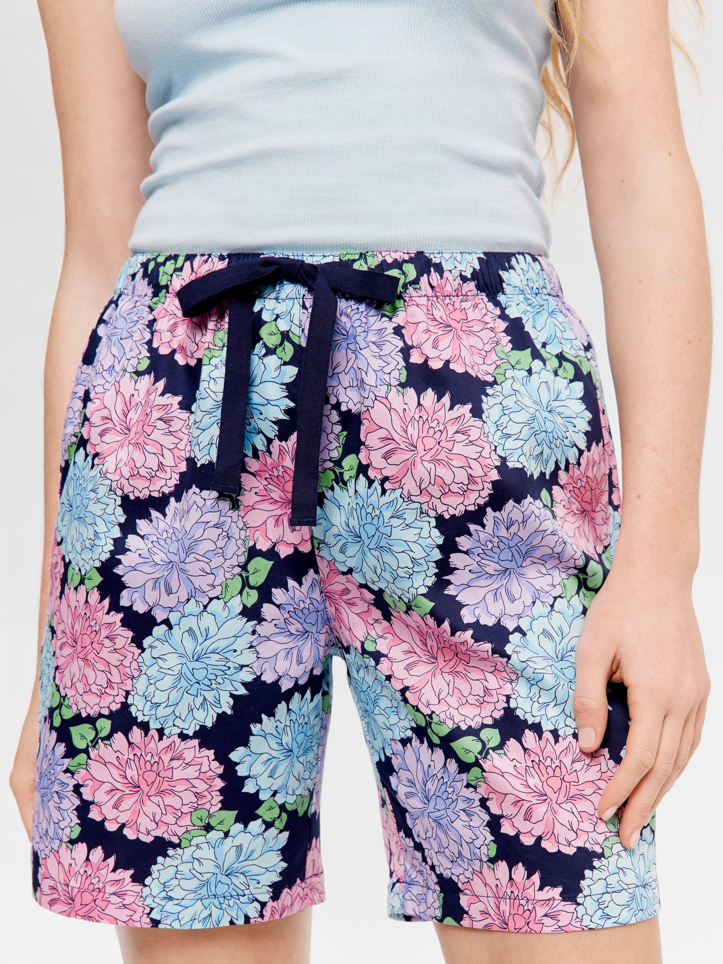 Chrysanthemum Short