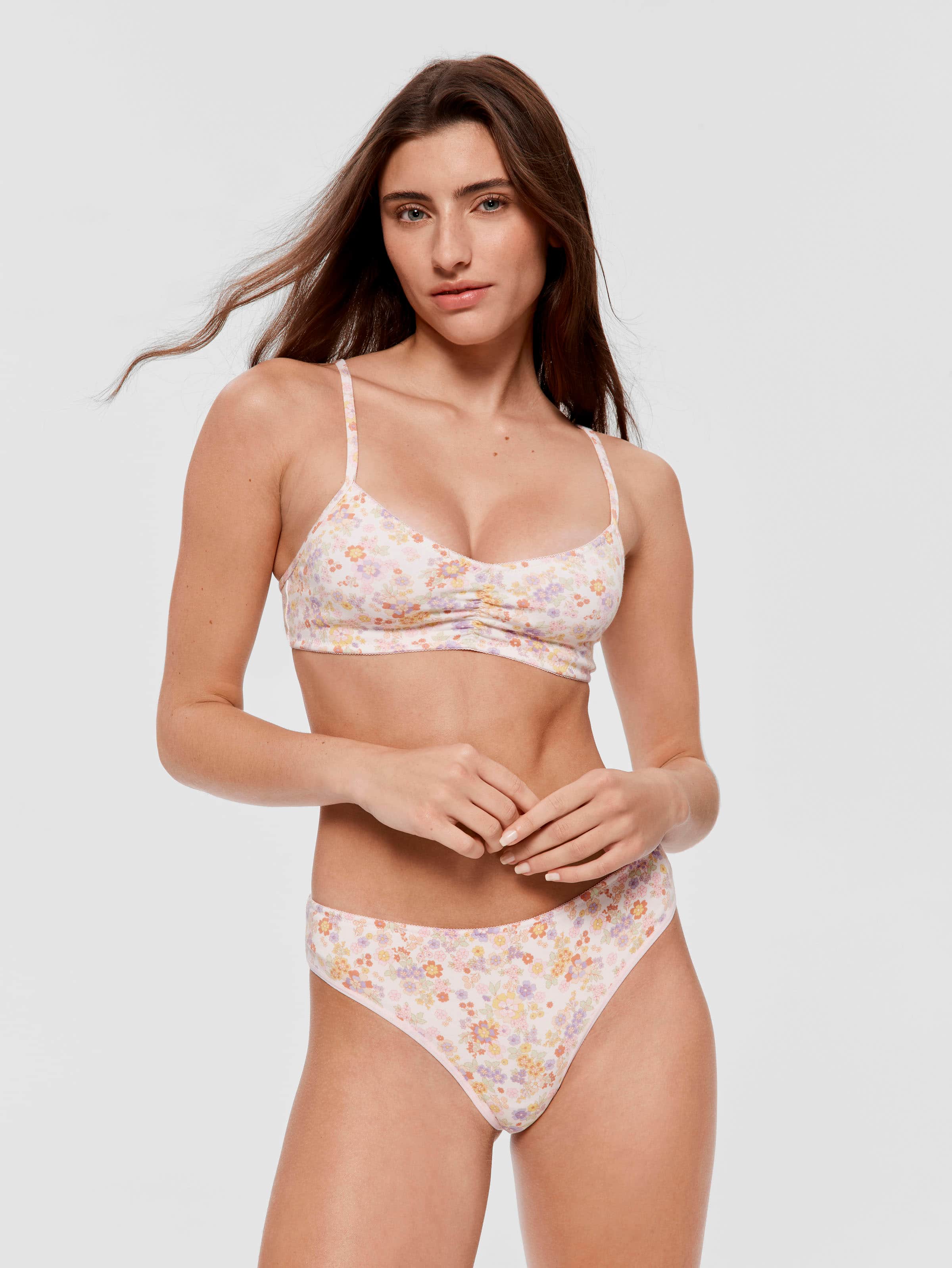 Ditsy Brief