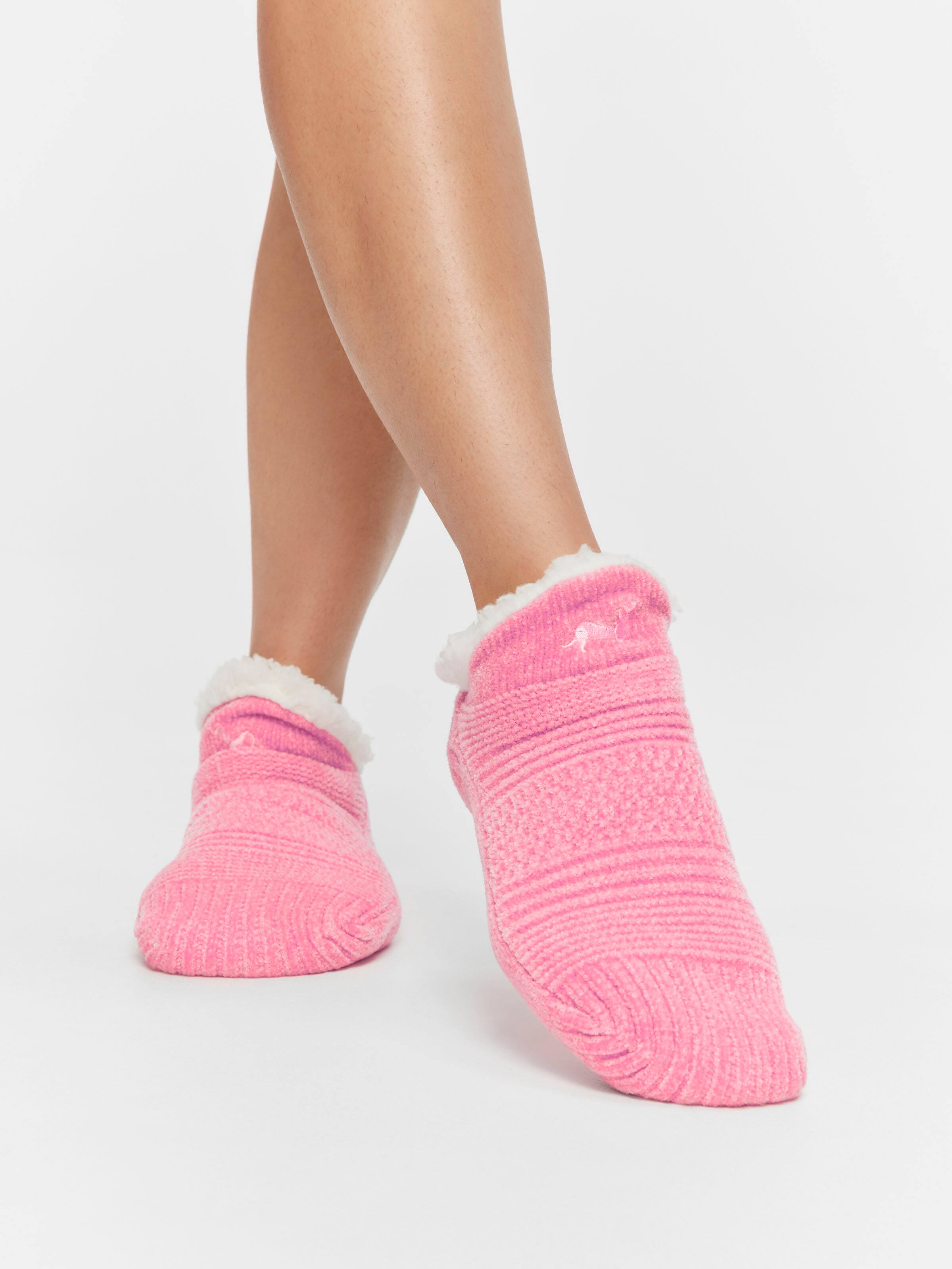 Raspberry Chenille Sockette