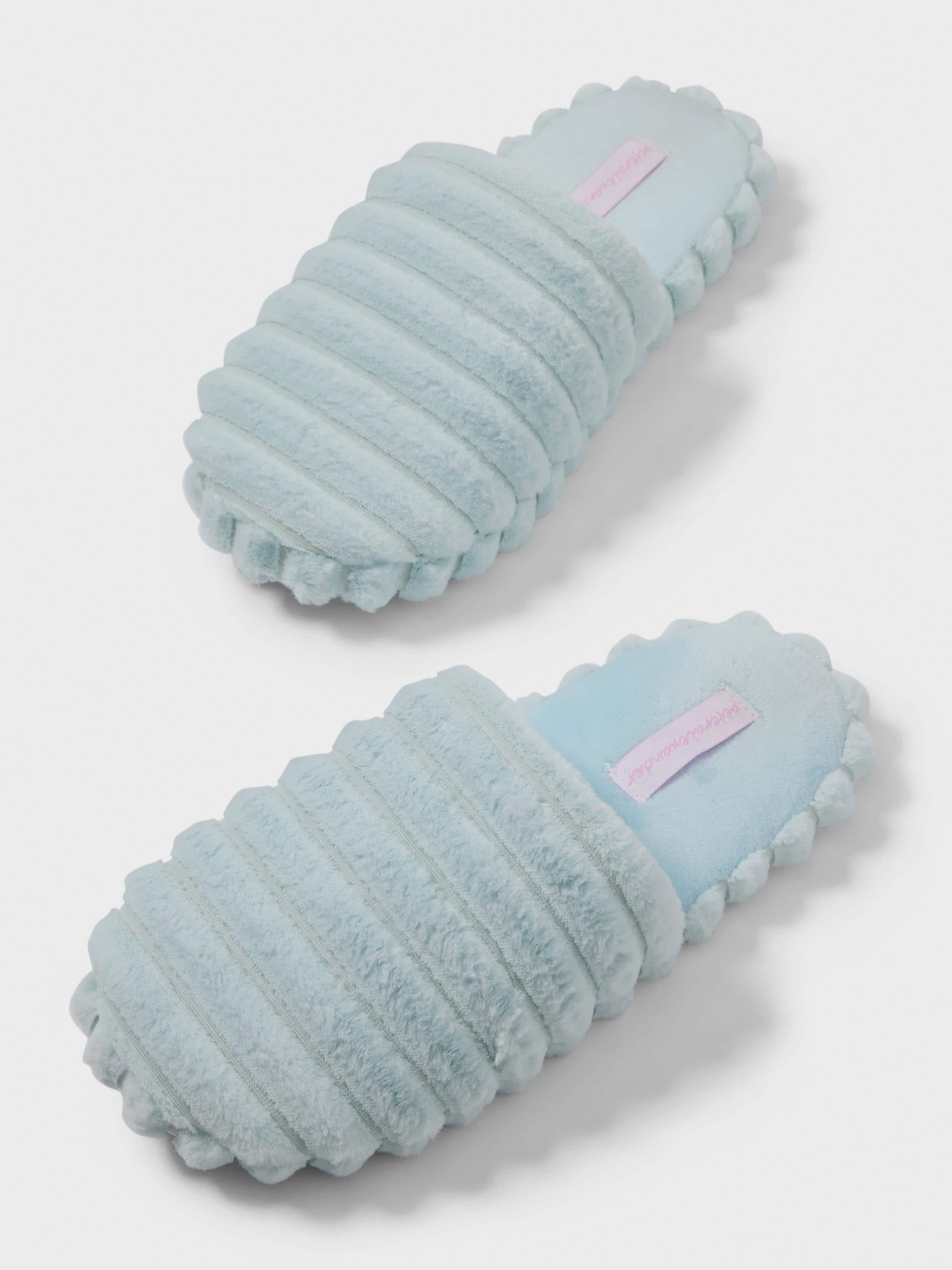 Fluffy Rippled Scuff